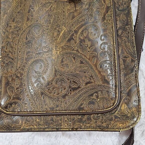 Relic Crossbody Embossed Paisley Pattern Bohemian Vegan Leather Adjustable - Picture 12 of 16